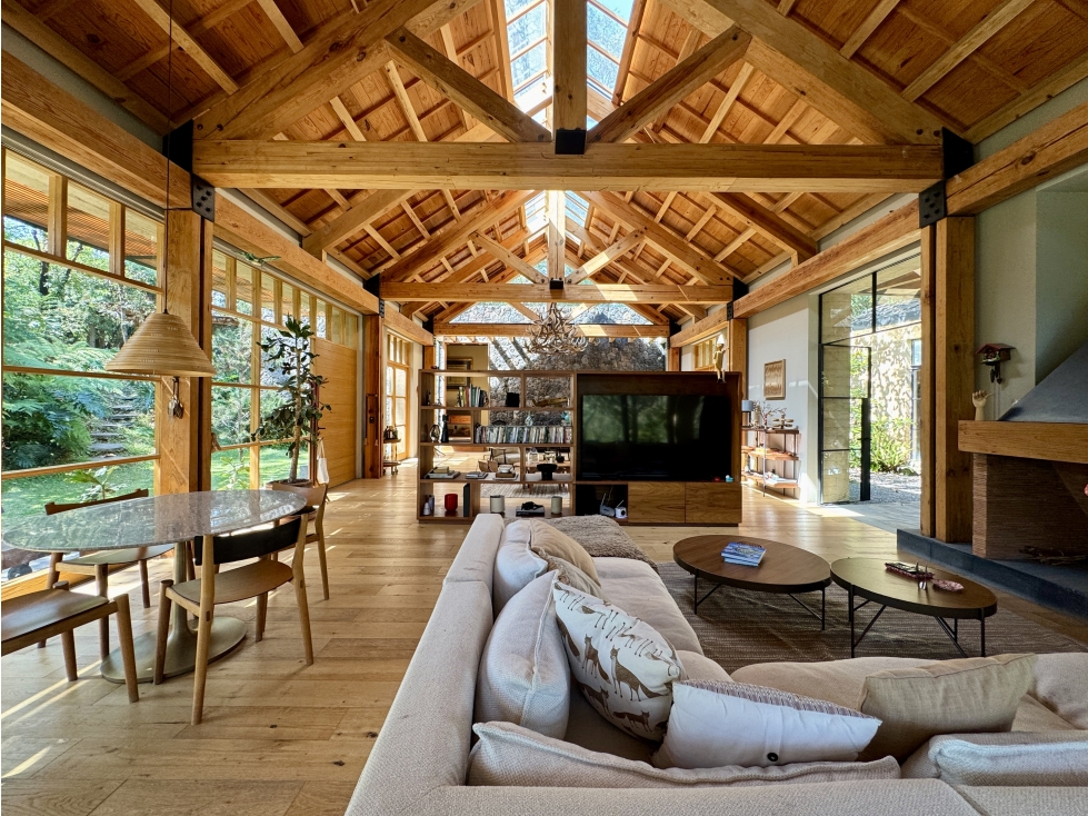 CASA EN VENTA | ALBERCA | JACUZZI | ARQUITECTURA NATURAL - 1