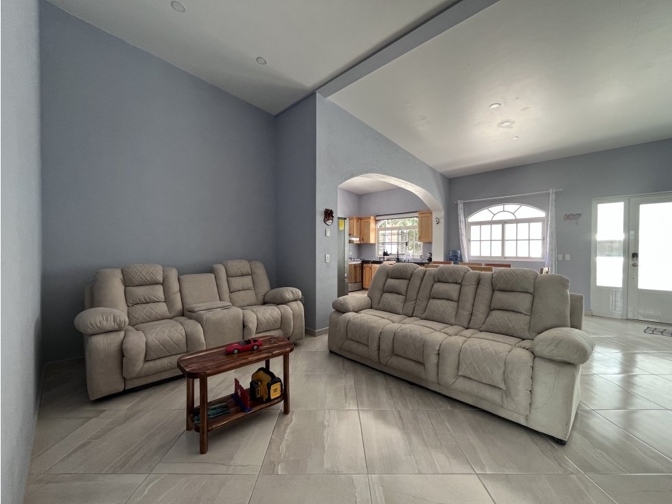 CASA EN RENTA I EL FRESNO I JARDIN — foto 6