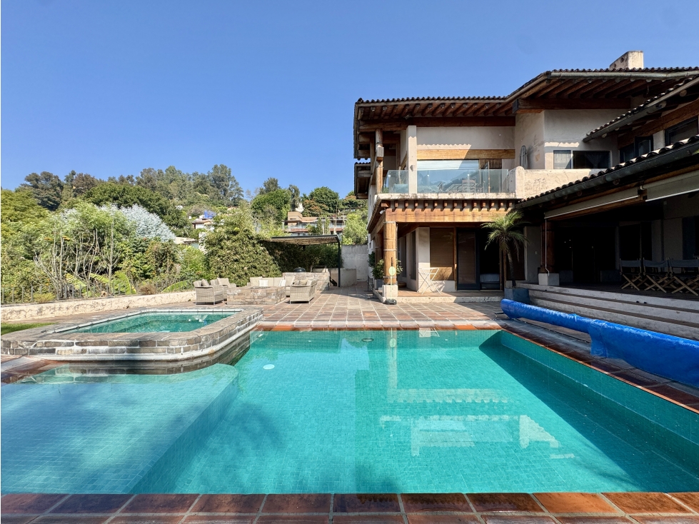 CASA CON VISTA Y ACCESO AL LAGO | JARDIN | ALBERCA | VALLE DE BRAVO — foto 3