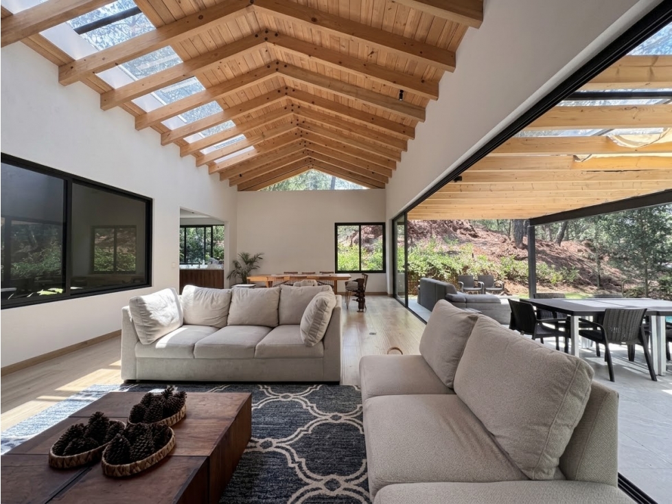 CASA EN VENTA | ACATITLAN | VALLE DE BRAVO |CONDOMINIO | JACUZZI - 2
