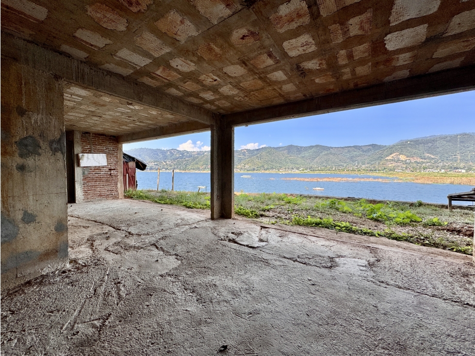 CASA EN VENTA | EN OBRA NEGRA | VALLE DE BRAVO | ACCESO AL LAGO — foto 6