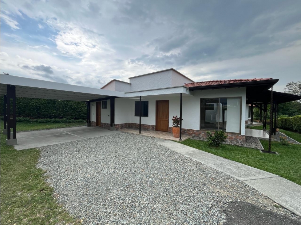 CASA CAMPESTRE EN CONJUNTO ZONA DEL CAIMO - 1