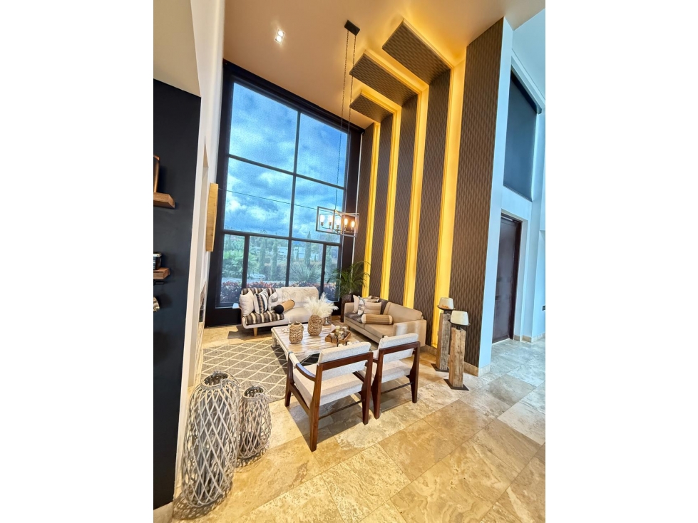 CASA CAMPESTRE DE LUJO EN VENTA - NORTE DE ARMENIA