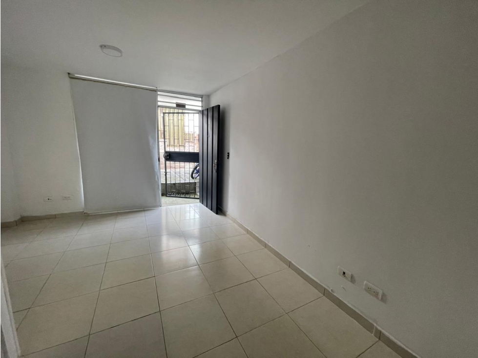 CASA EN VENTA EN LA ENTRADA EL BARRIO LA PATRIA — foto 3