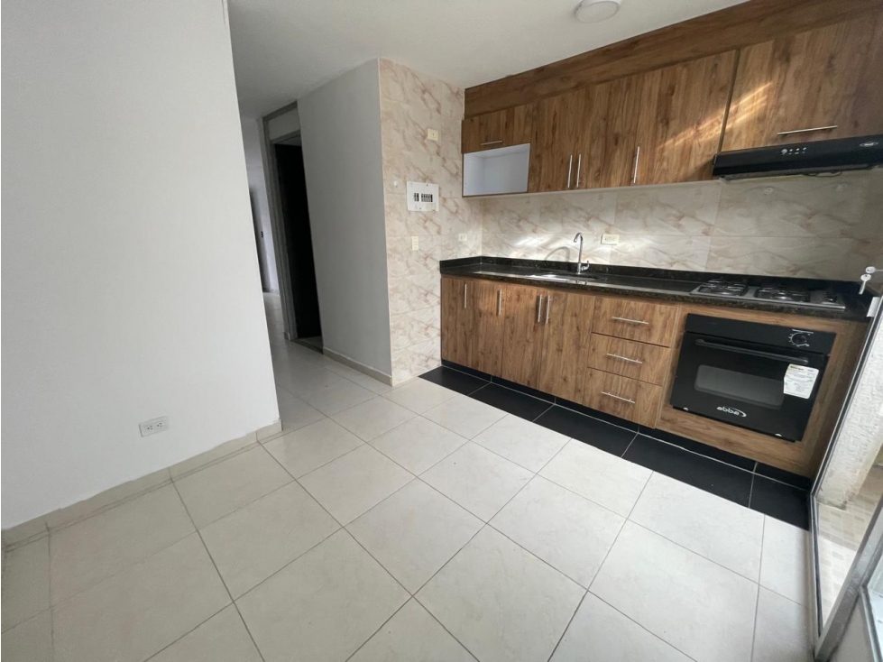 CASA EN VENTA EN LA ENTRADA EL BARRIO LA PATRIA — foto 4