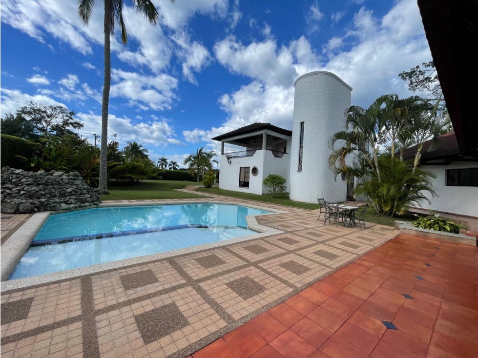 CASA CAMPESTRE EN VENTA ZONA CLUB CAMPESTRE