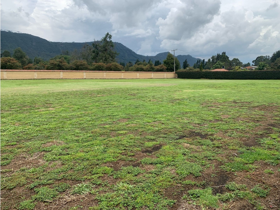 PARA VENTA O PERMULTA LOTE DE 3.942 M2 CONJUNTO EN TENJO-JA - 2