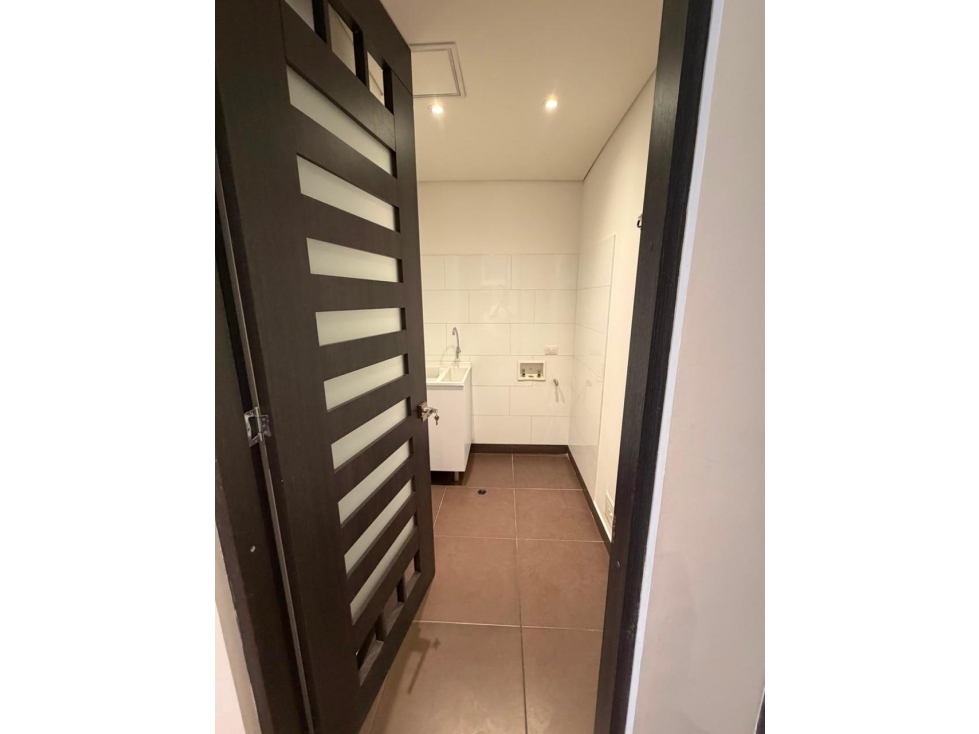 VENTA APTO DE 92 M2 EN SANTA PAULA - JA — foto 4