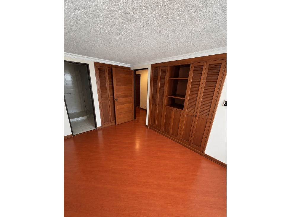 VENDO BELLO APTO PONTEVEDRA - AP — foto 3