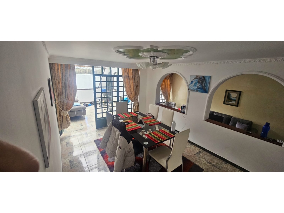VENDO HERMOSA CASA SANTA BARBARA - AP — foto 4