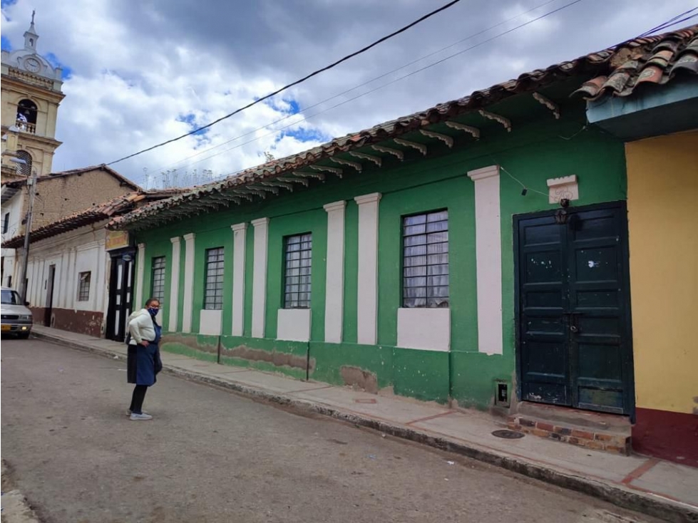 VENDO BELLA CASA LA PESCA BOYACA - AP