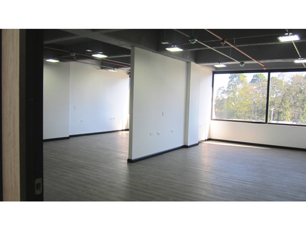 VENDO OFICINA DE 70 M2 EDIFICIO NOU CAJICA - JA — foto 3