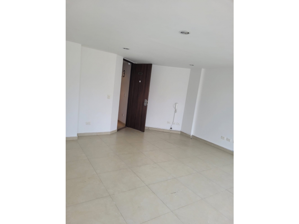 Ventas.oficinas.3 PISO, 55 MTS EXTERIOR PUENTE LARGO.rentando. YG/M — foto 3