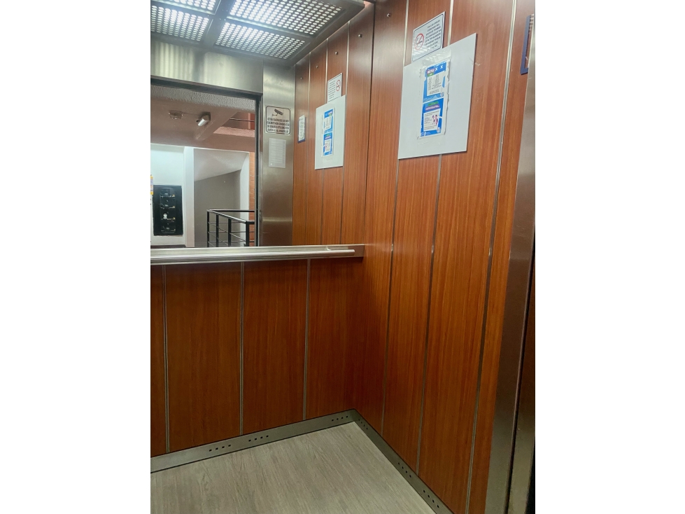 Vendo en Cantalejo,apto en edif,4piso,67M2,3habs,2baños,1garaje — foto 2