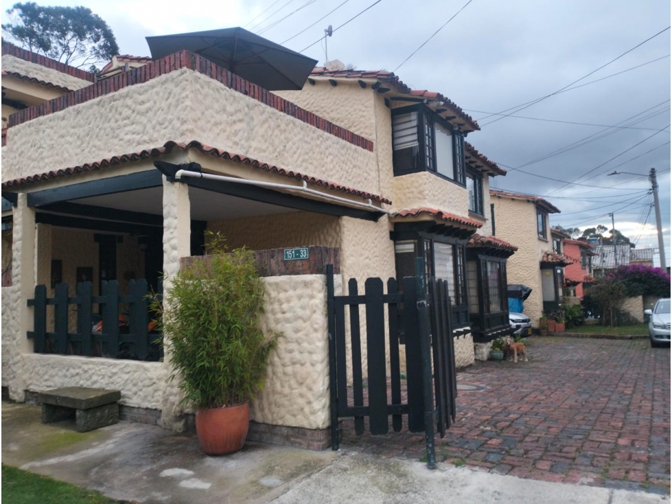 PARA VENTA LINDA CASA EN CEDRO GOLF-JA — foto 2