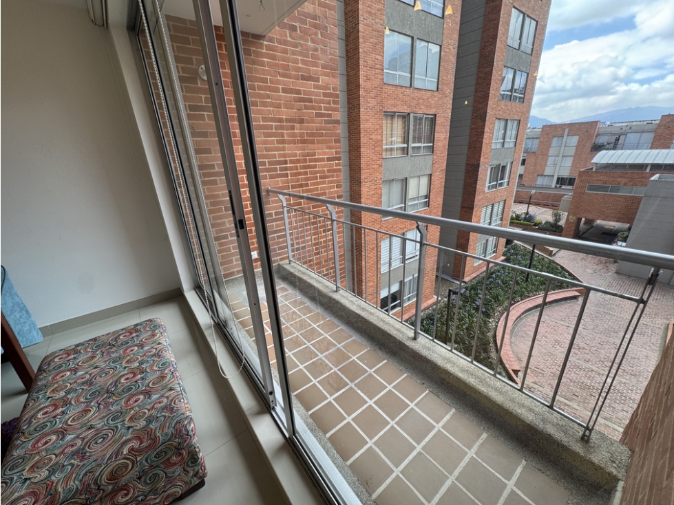 VENDO APARTAMENTO REMODELADO ALAMEDA 170 BOGOTA - MJ — foto 3
