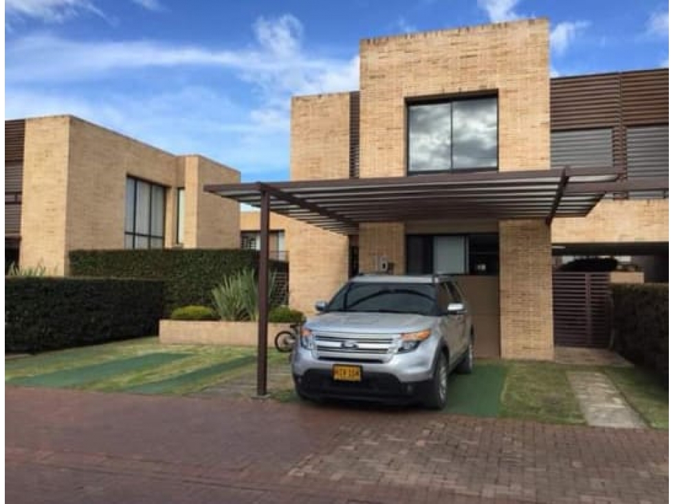 VENDO COMPLETA CASA CAJICA - JA