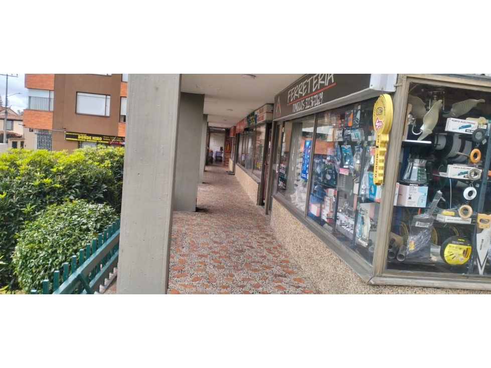 PARA VENTA LOCAL CON PAPELERIA 38 M2 EN CEDRITOS-JA — foto 4
