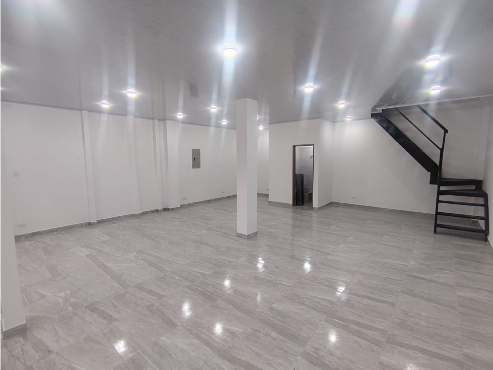 ARRIENDO EXCELENTE LOCAL CENTRO - AP — foto 5