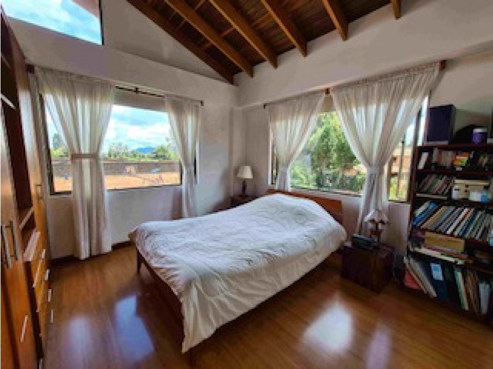 VENDO CASA EN CAJICA-Conjunto cerrado 4 alcobas-300Mtrs--YG — foto 2