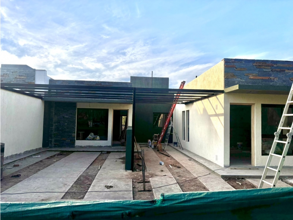 Casa en Venta 2 dormitorios, Barrio Vista Oliva, Maipú - 1