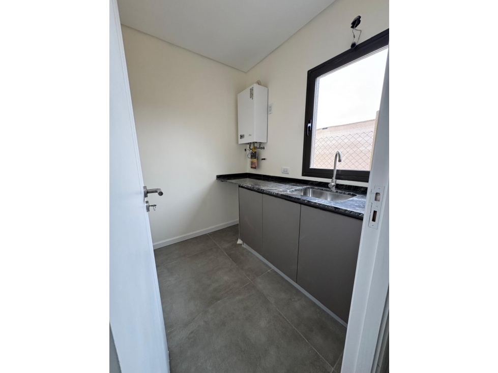Casa en venta a estrenar en Barrio privado Lar de Terrada Luján-Maipú - 5