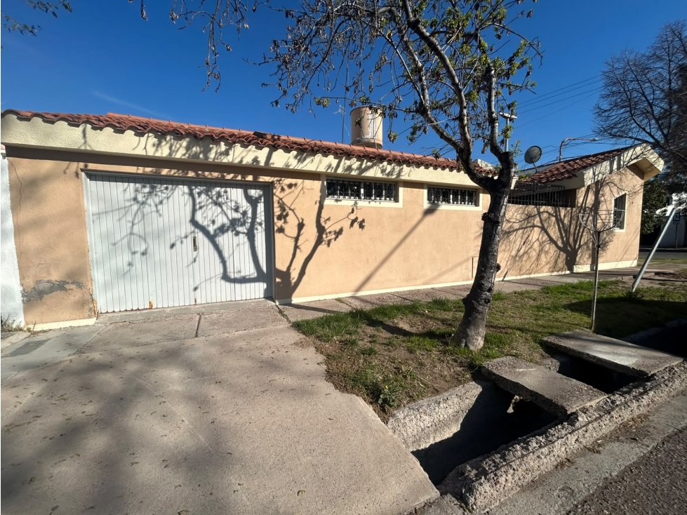 Casa en venta en San Martin Mendoza CEC 4 ubicación inmejorable — foto 3