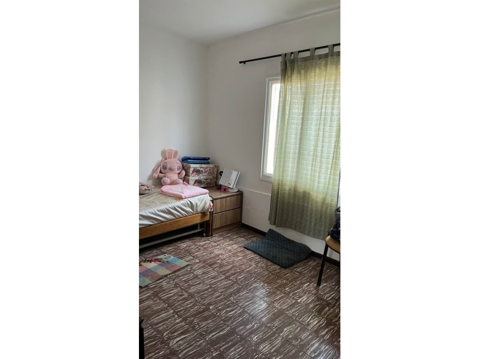 Casa en Venta 4 Dormitorios a 1 cuadra de Palmares, Godoy Cruz - 4