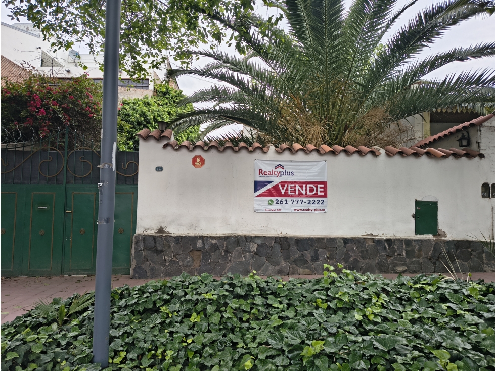 Excelente Terreno en Ciudad de Mendoza. Ideal para construir tu casa. - 2