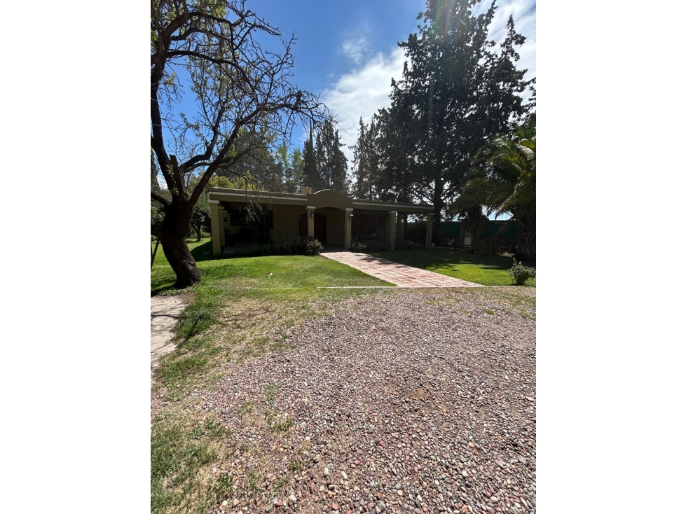 Casa de Campo en Venta en Lunlunta, Maipú - 2