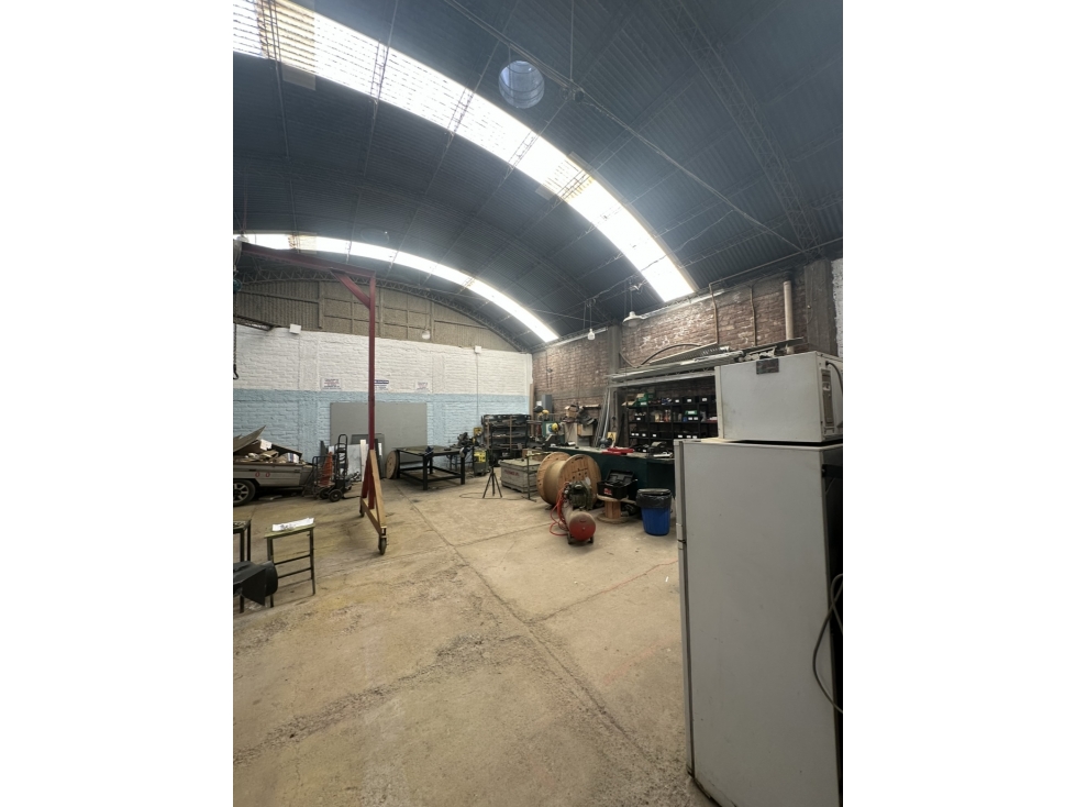 Galpón en Venta 250 m2, 4 Oficinas, Guaymallén, Mendoza - 4