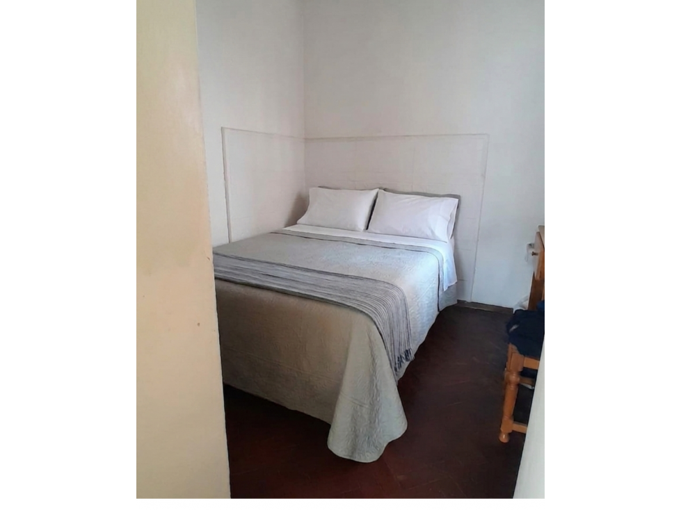 Casa en Venta para Reciclar excelente ubicación, 5ta Sección, Capital - 4