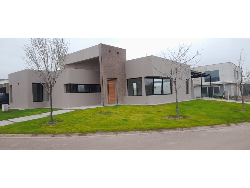 Casa en Venta Barrio La Luisa, Carrodilla -A Estrenar - 1