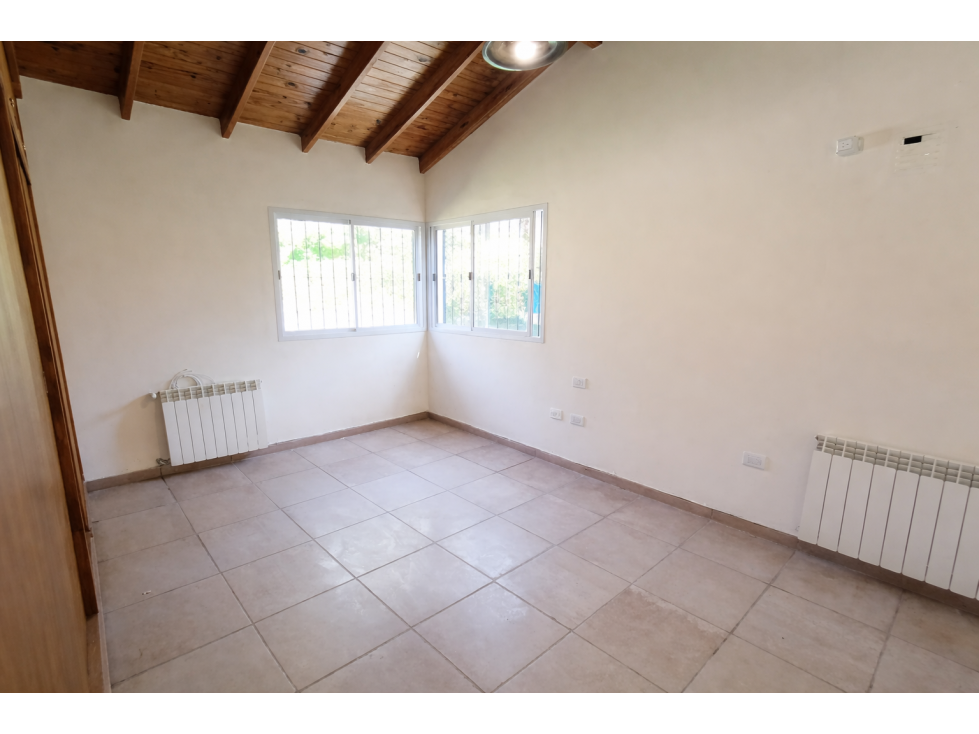 VENTA CASA UNA HABITACIÓN CHACRAS DE CORIA - 5