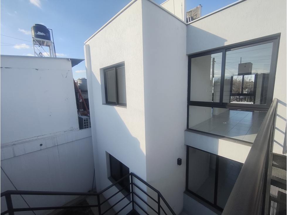 Departamento en Venta Nuevo, 1 Dormitorio más escritorio, Godoy Cruz