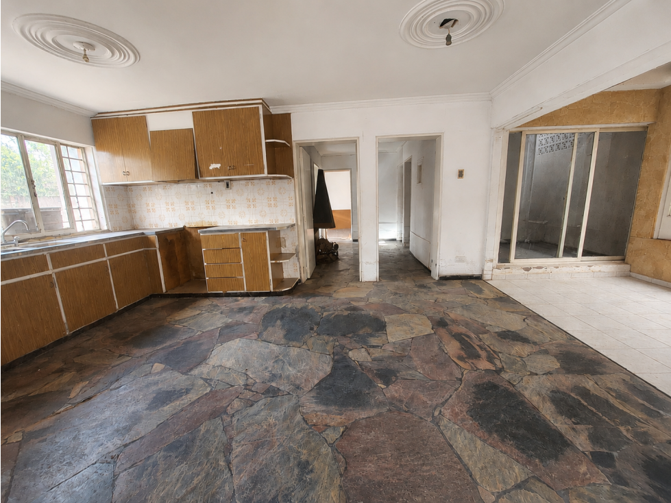 Casa en Venta 3 Dormitorios en Centro de Luján de Cuyo - 2