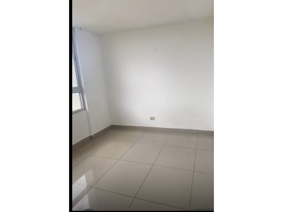 Via Ciincuentenario OPORTUNIDAD apto 2 rec a solo 95k — foto 5