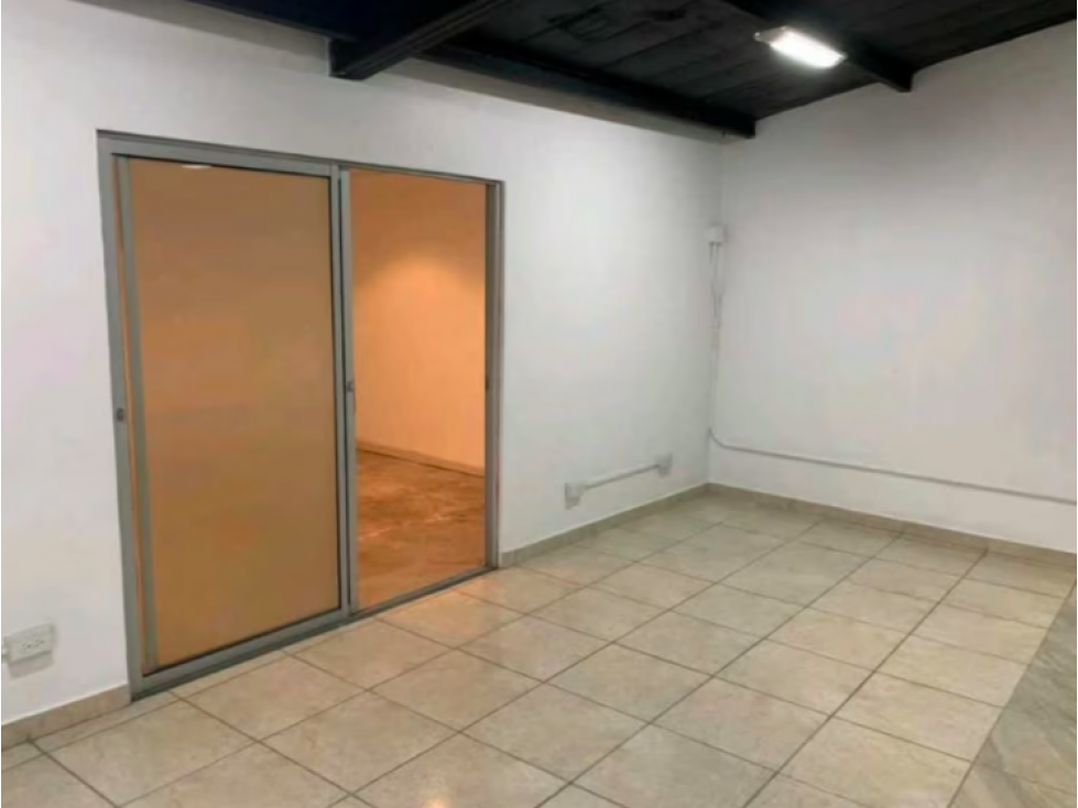 San Francisco, galera 320m2 a solo $2799