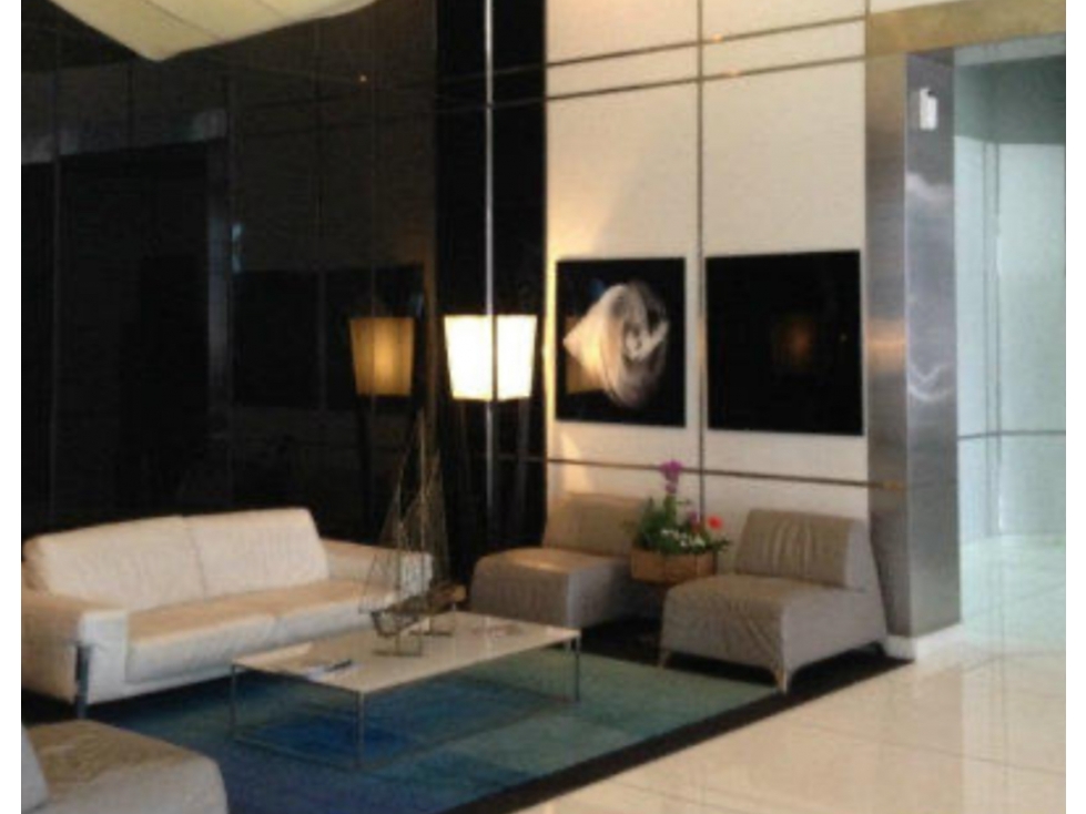 Avenida Balboa, vista al mar 153m2 amoblado a solo $1699
