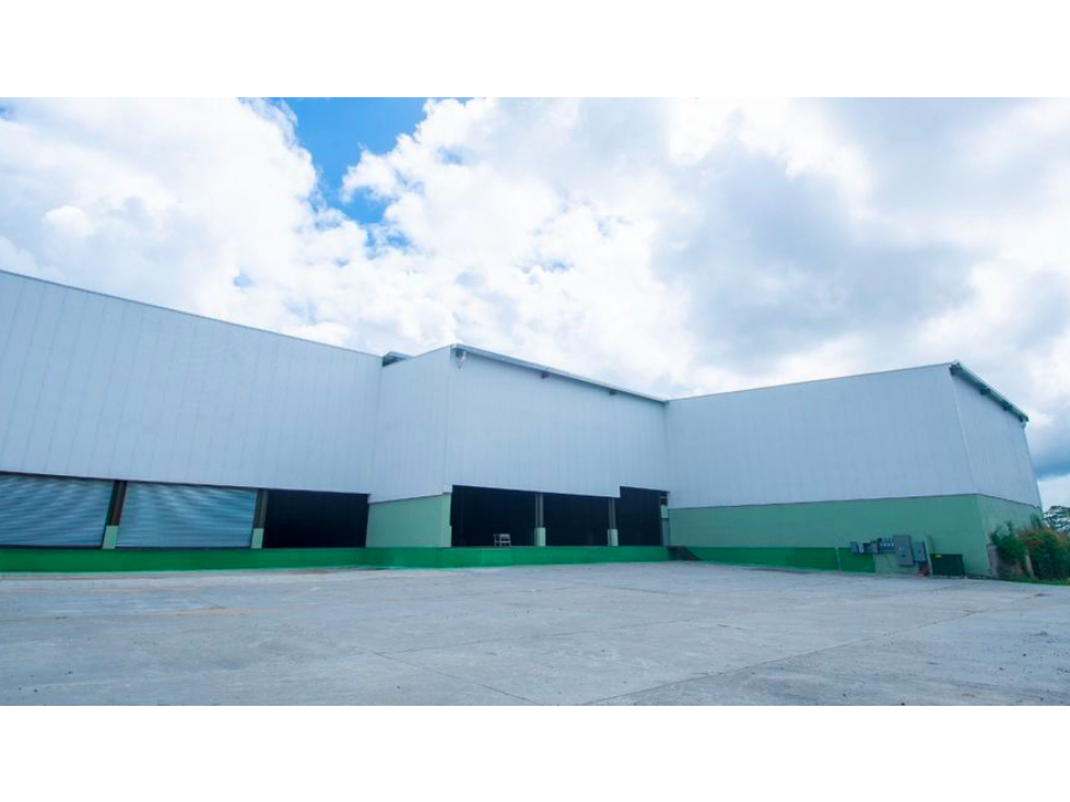 24 de dic Galera/bodega 1750 a solo $9600 - 3