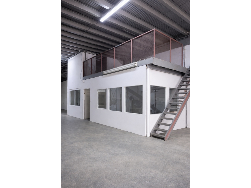Colon, Francefield galera 3,800m2 en venta — foto 3