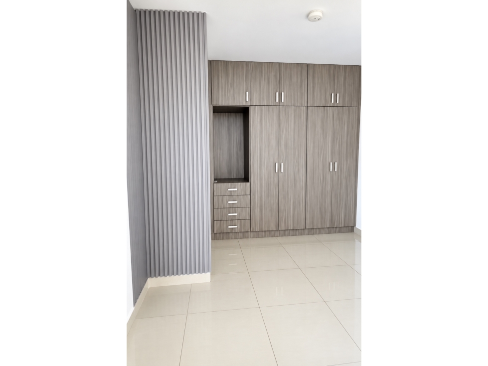 San Francisco 2r a solo $179,900 - 2
