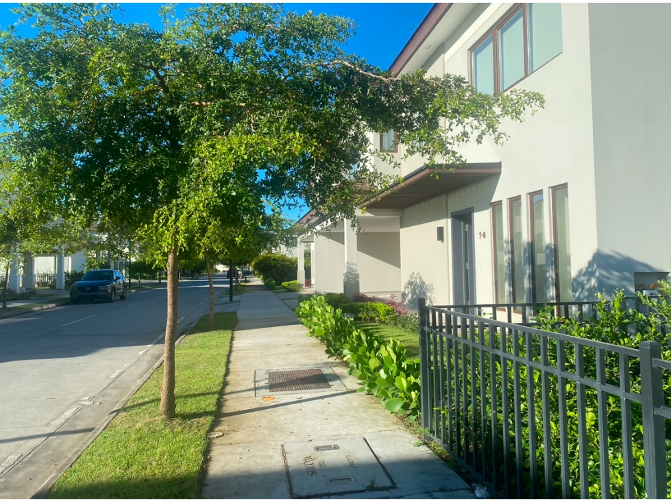 Santa Maria, casa de lujo 4 rec a solo $4883
