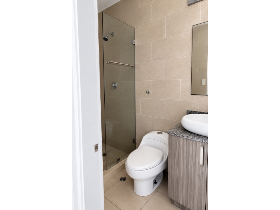 San Francisco 2r a solo $179,900 - 5