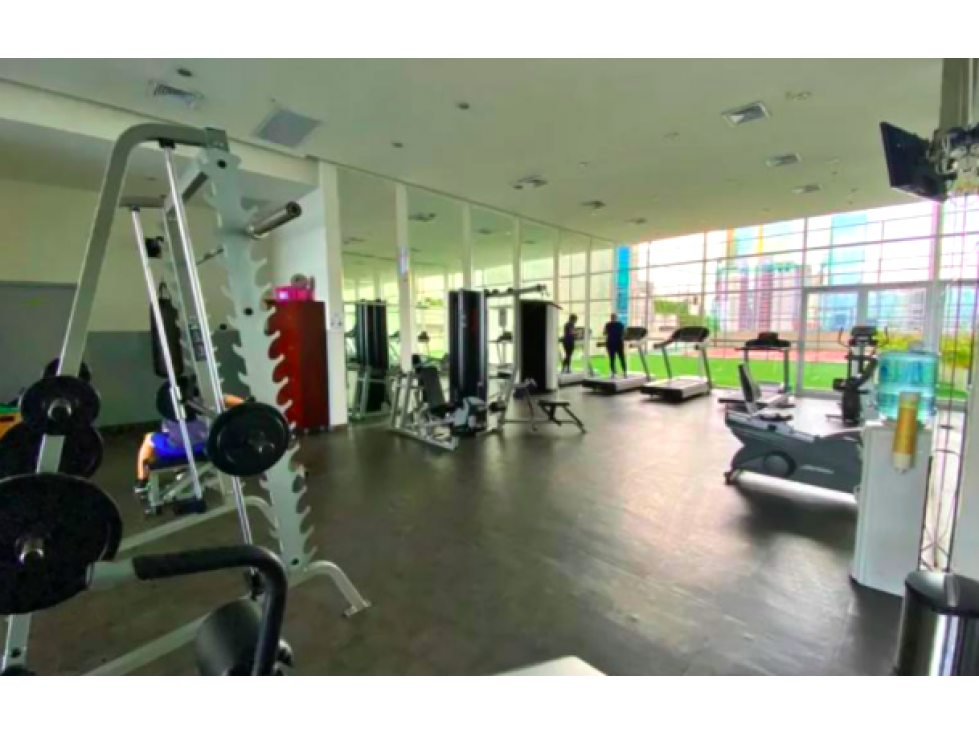 Ave. Balboa PH Waters v/mar piso alto 125m2 a solo $280K — foto 5
