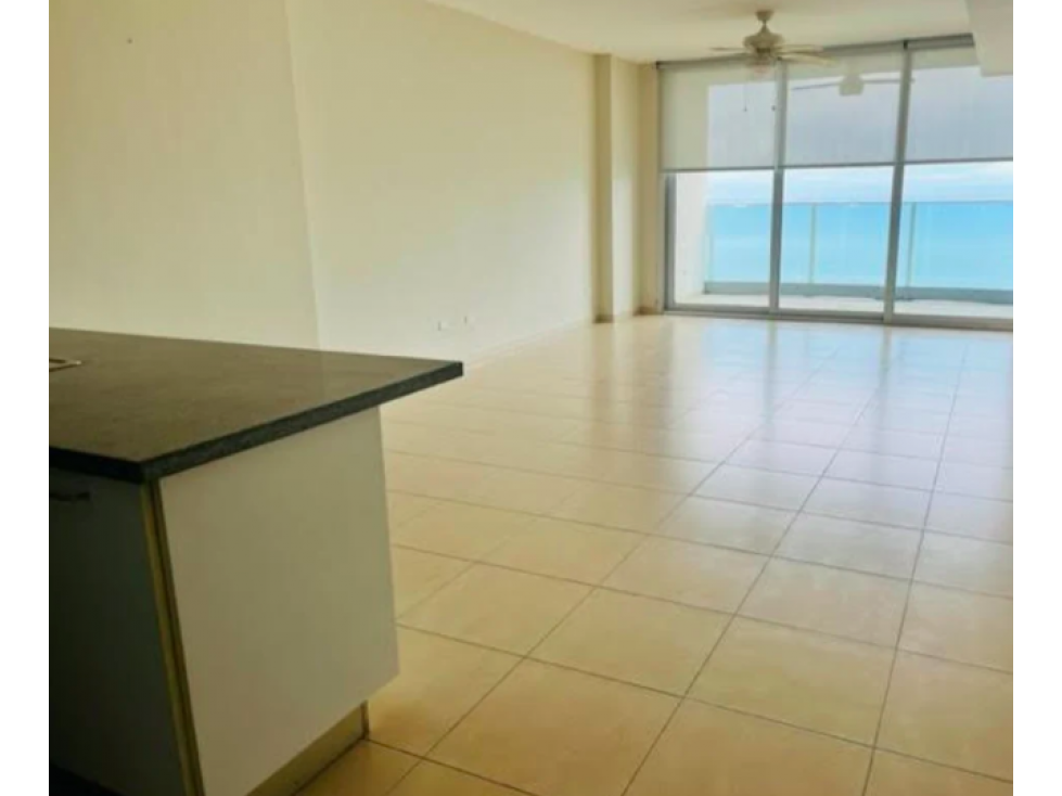 Ave. Balboa PH Waters v/mar piso alto 125m2 a solo $280K — foto 2