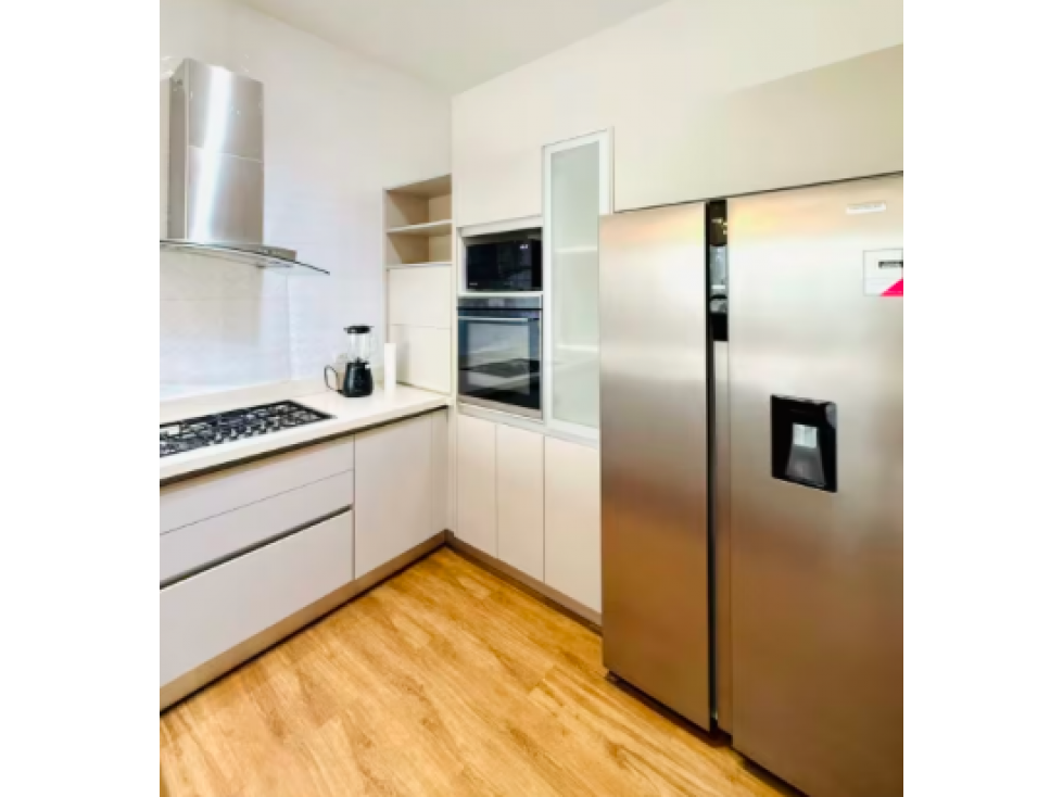 Pasos Parque Omar, 140m2 2 rec a solo $330k — foto 4