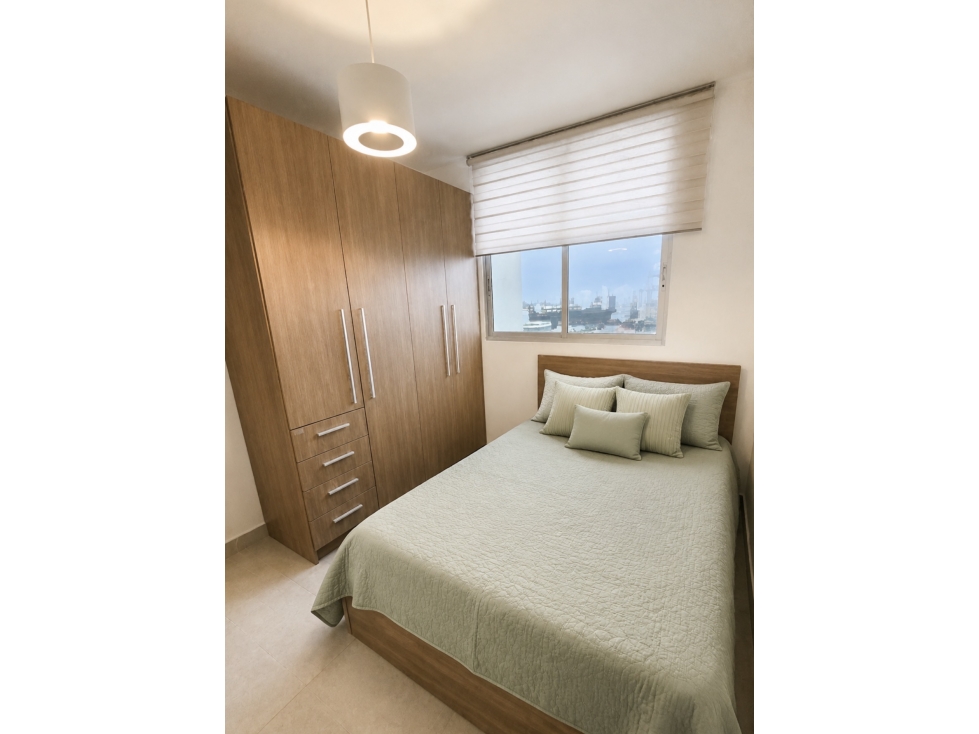 San Francisco, 3r amob $1350