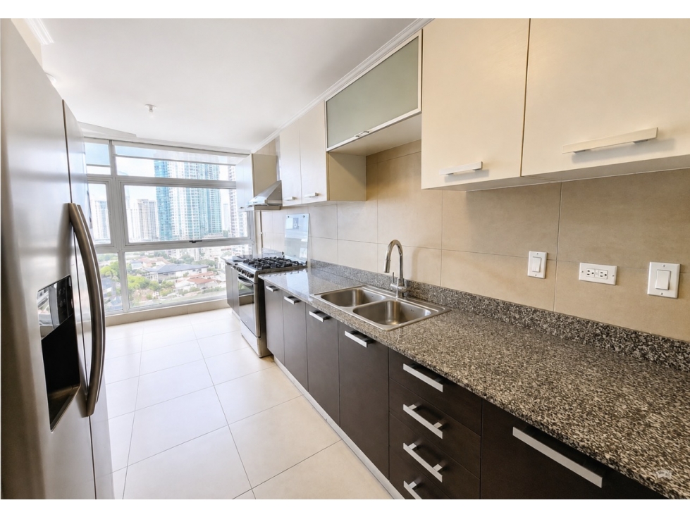 Punta Pacifica, v/mar lujo 305m2 a solo $2799