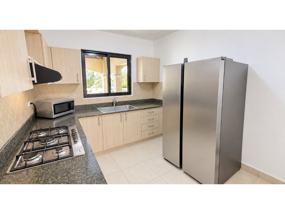 Versalles1 casa 250m2 de 3 recamaras jardin a $1799 - 2